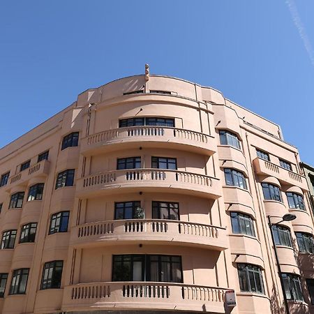 Flh Sa Da Bandeira Modern Apartment Porto Eksteriør billede